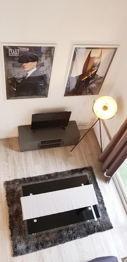Appartement Cinema Aux Portes Du Futuroscope シャッスヌイユ・デュ・ポワト エクステリア 写真