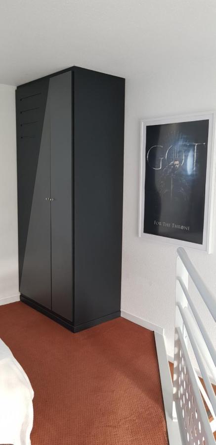 Appartement Cinema Aux Portes Du Futuroscope シャッスヌイユ・デュ・ポワト エクステリア 写真